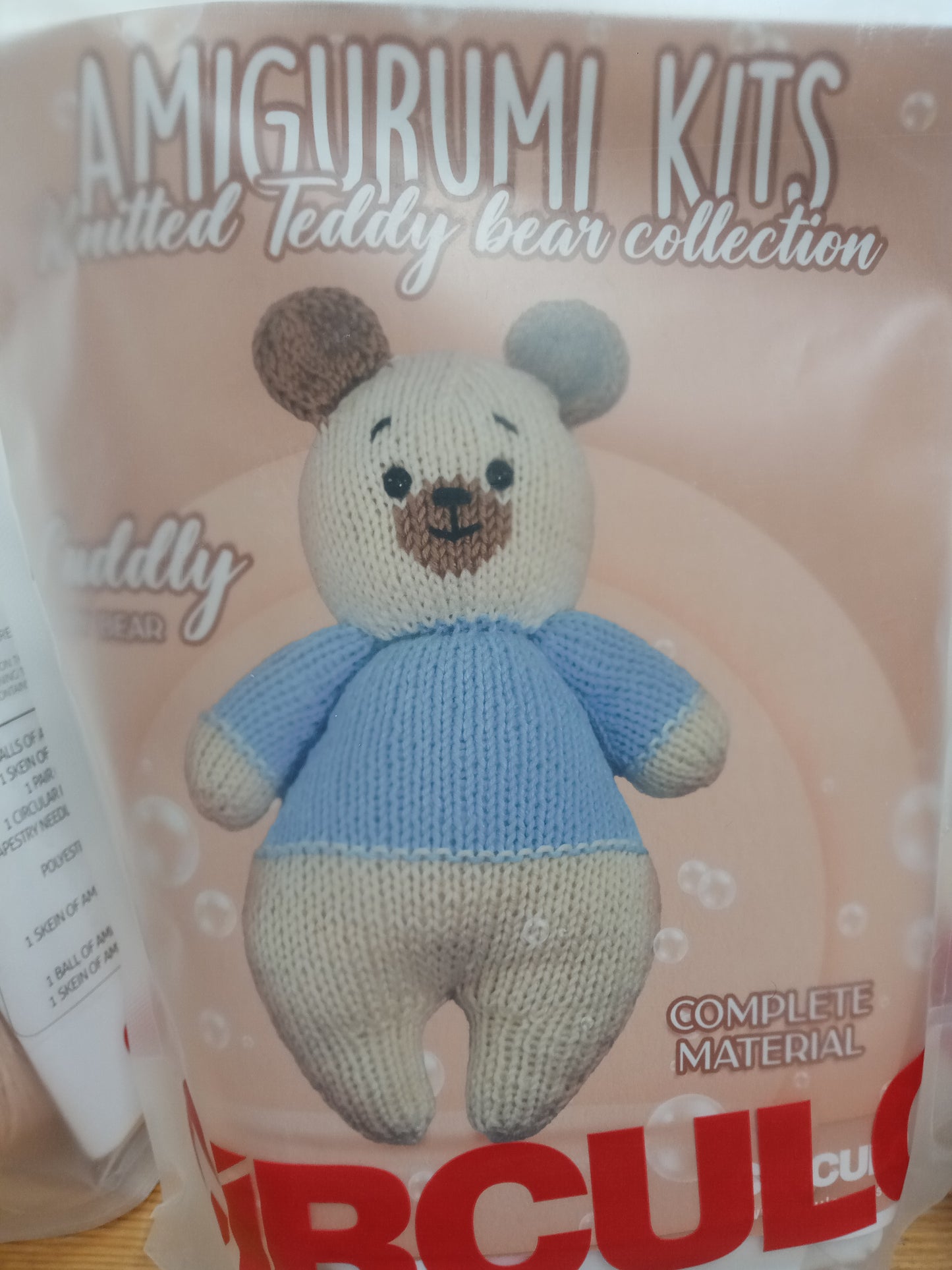 Circulo Neulottu karhu-amigurumipakkaus