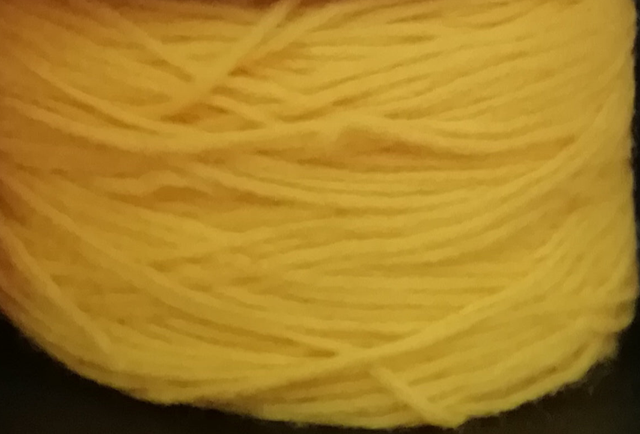 Hahtuva 2säikeinen värjätty 150g