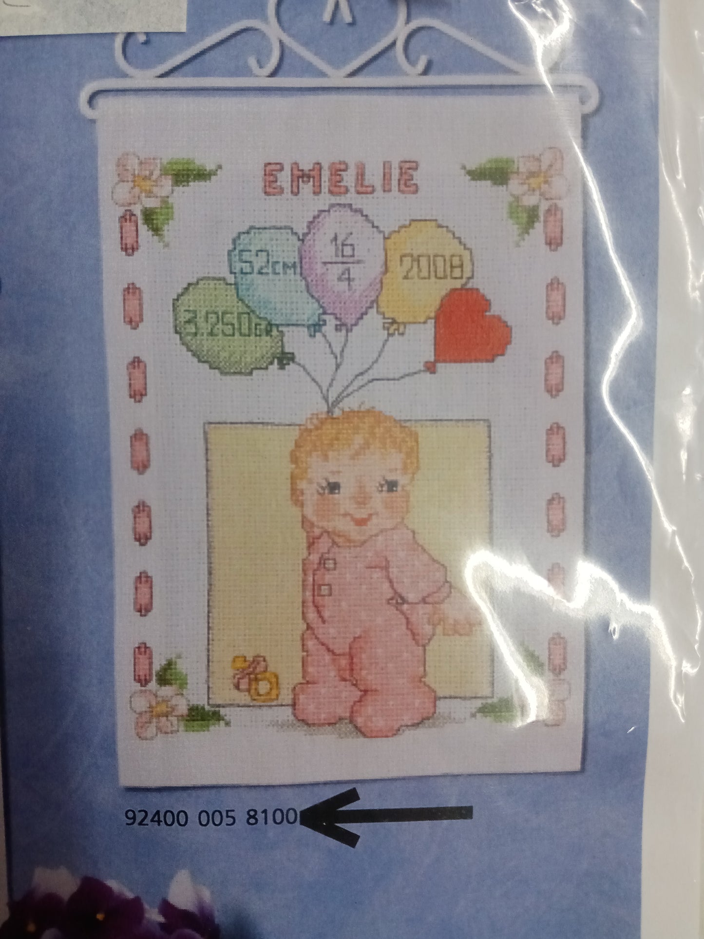 Ristipistopakkaus, vauva "Emelie"